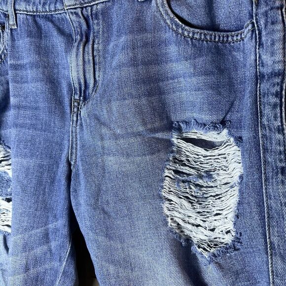 Guess- Tomboy Distressed style Women’s Jeans size: 31 - Picture 2 of 10